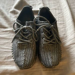 Adidas YZY Boosts - 5Y - only worn a few times